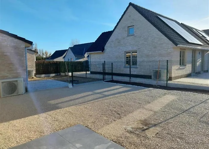 Stylish Fisherman\'S Cottage In A Quiet Location